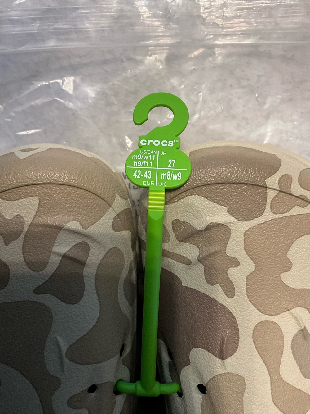 CROCS Beige Tan Camo Sandals - Picture 5 of 6